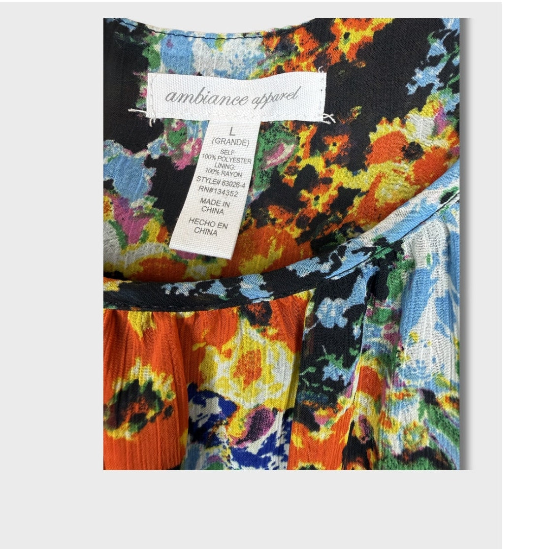 Blusa sin manga floral marca ambiance apparel talla L