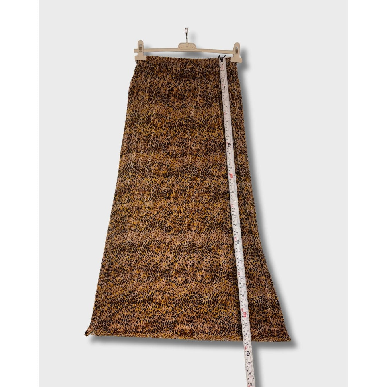 W.A.Y.F - Falda larga con estampado animal print talla M