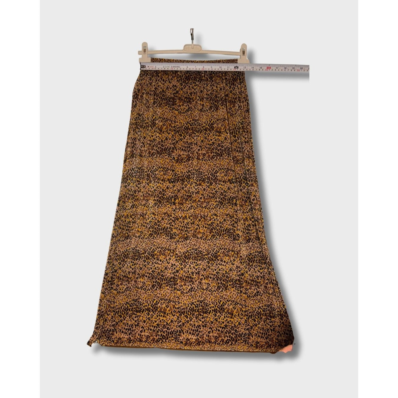 W.A.Y.F - Falda larga con estampado animal print talla M