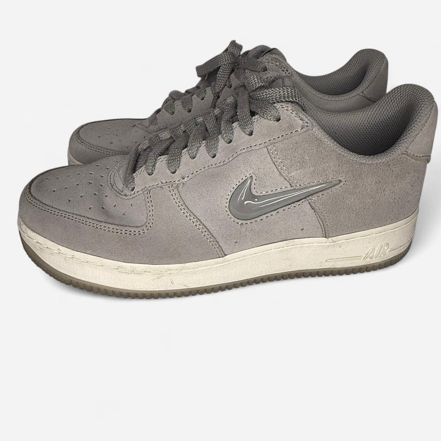 Grey nike air force 1
