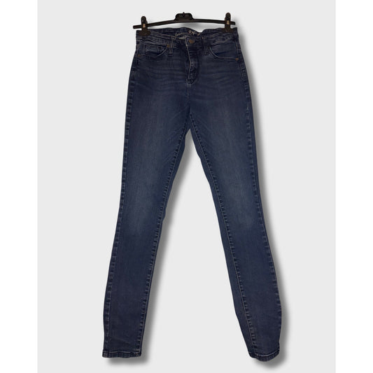 Universal Thread -  skinny jeans de cintura alta en denim azul oscuro Talla 6