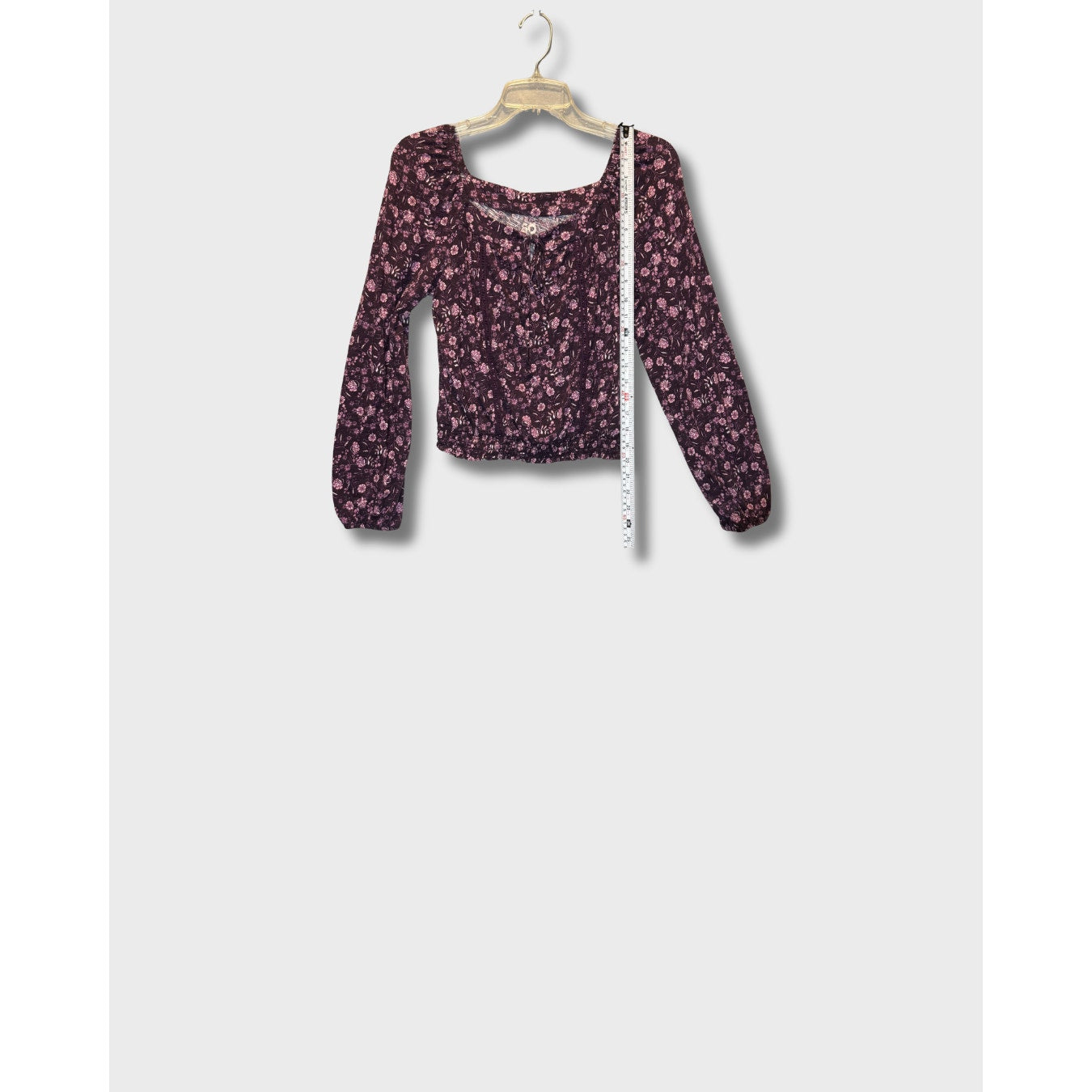 Blusa vinotinto tela fruncida manga larga