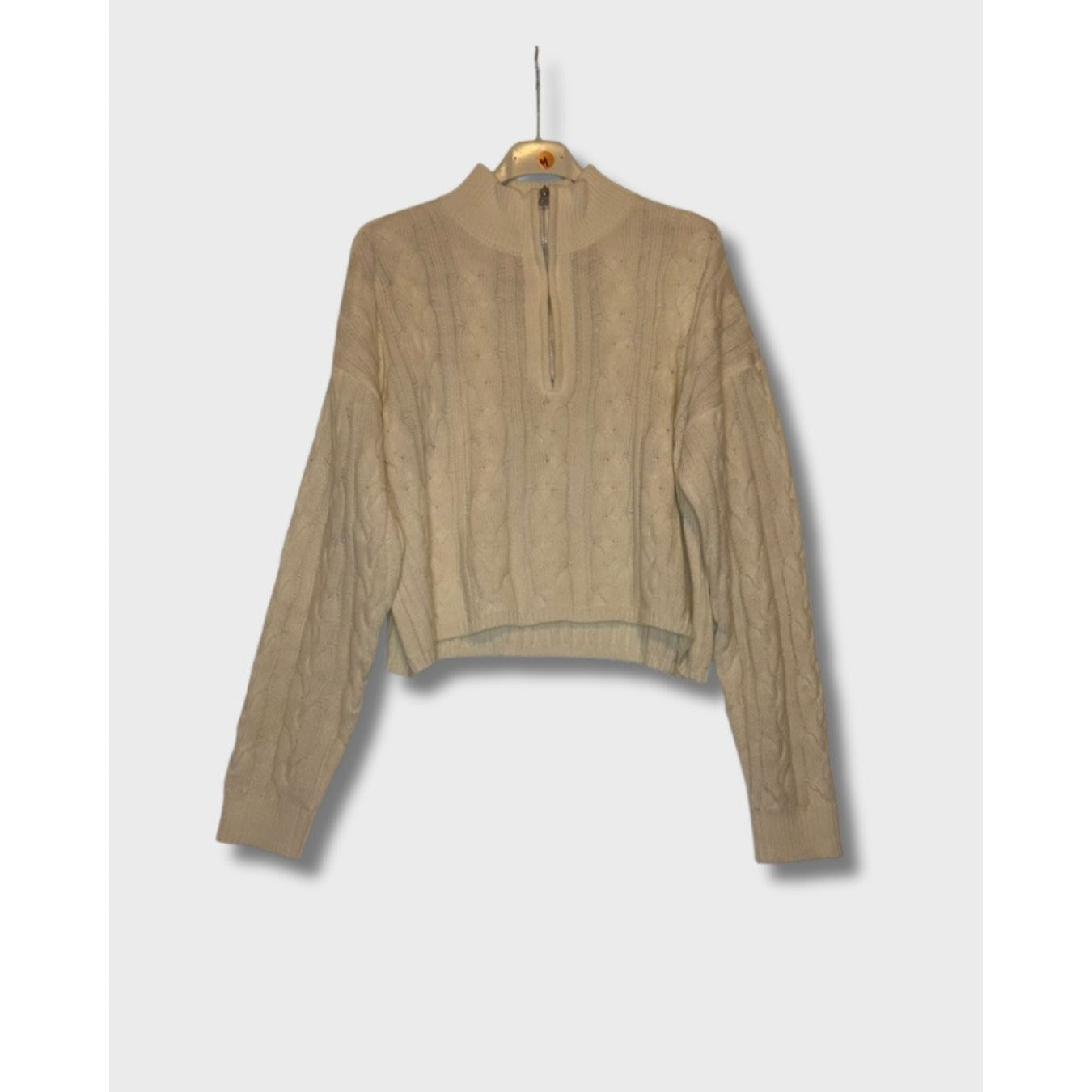 Suéter de punto trenzado con cierre de cremallera talla L