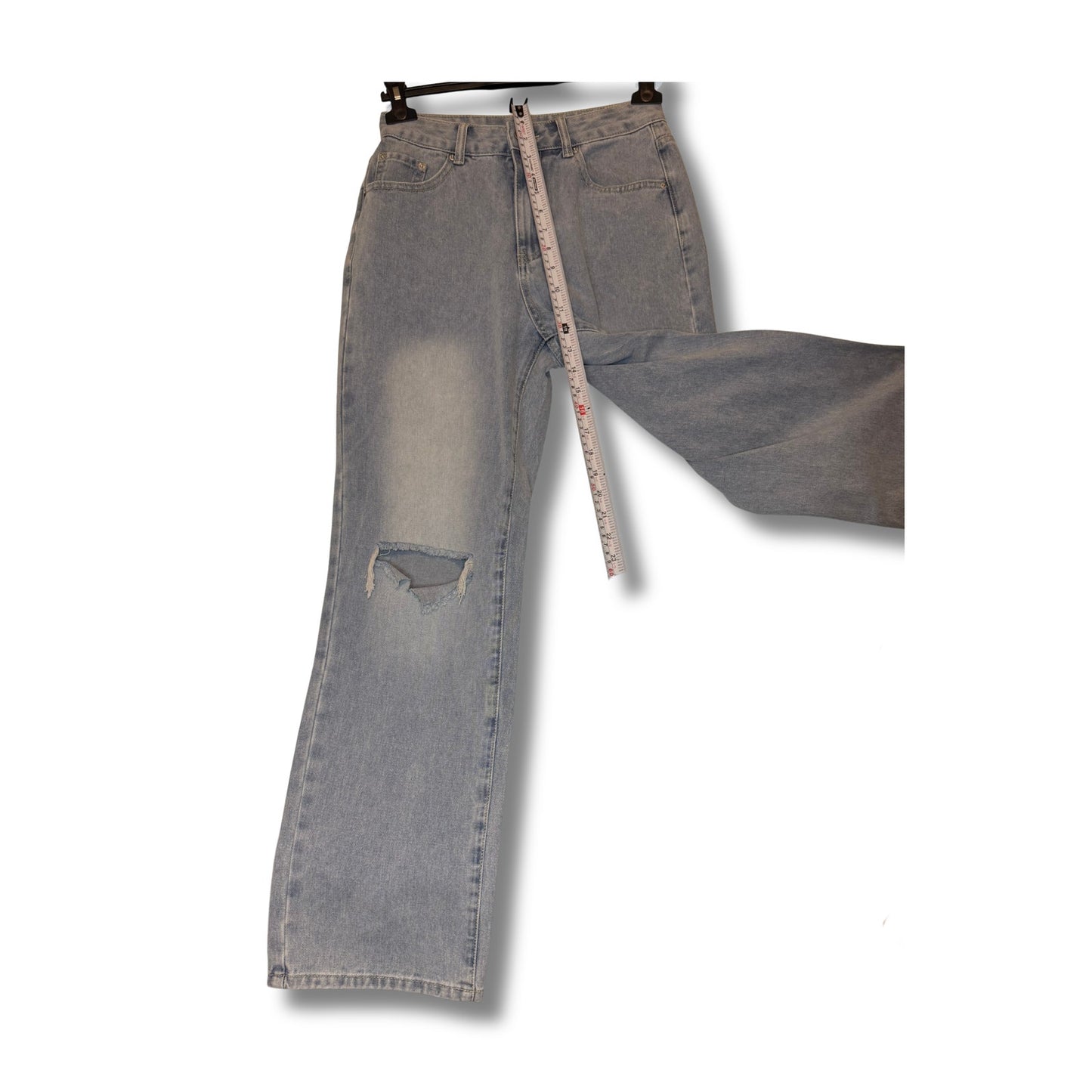 NVFelix - Women’s wide-leg jeans with a light blue distressed wash and knee rips