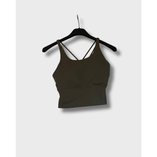 Top verde de soporte medio, elaborado en tela suave y flexible