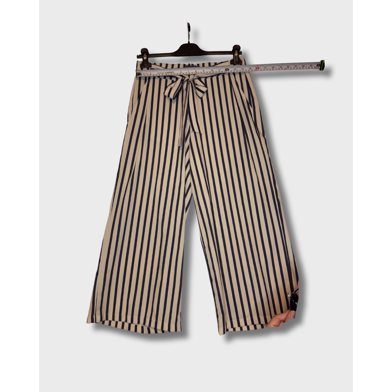 LOGUIN - Pantalón ancho de mujer a rayas blanco y negro Talla 8