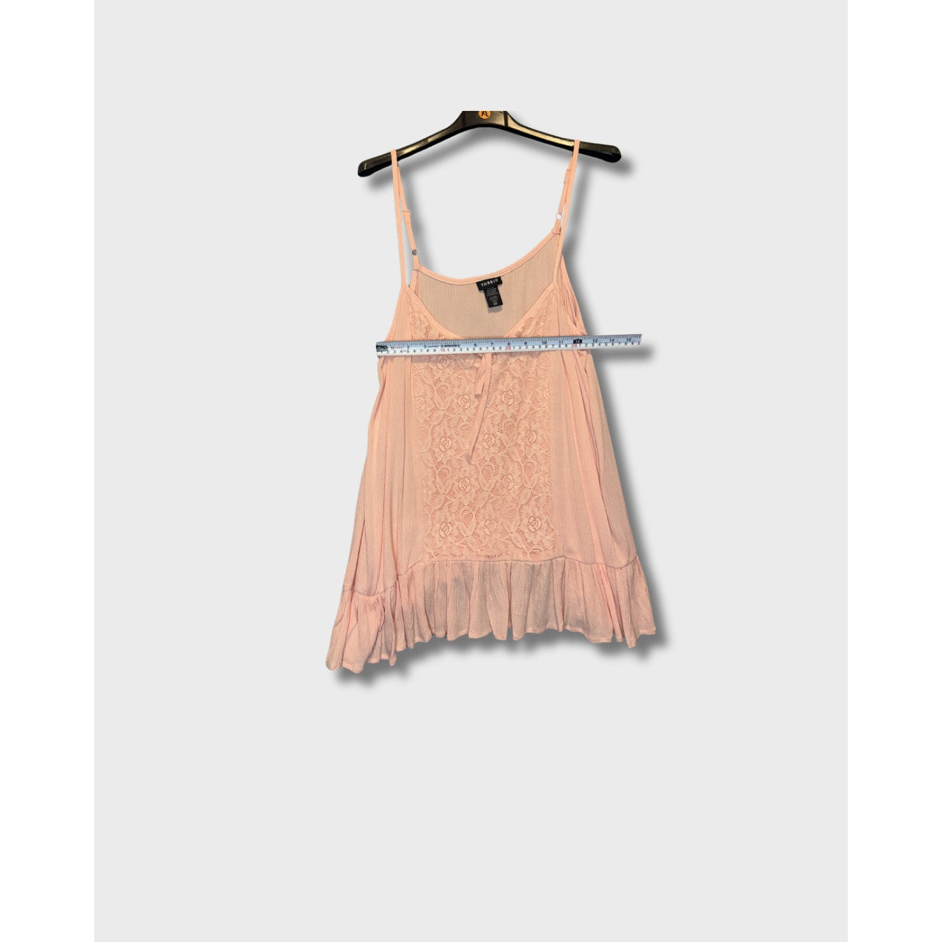 Blusa traslucida rosada marca Torrid Talla 00 Plus