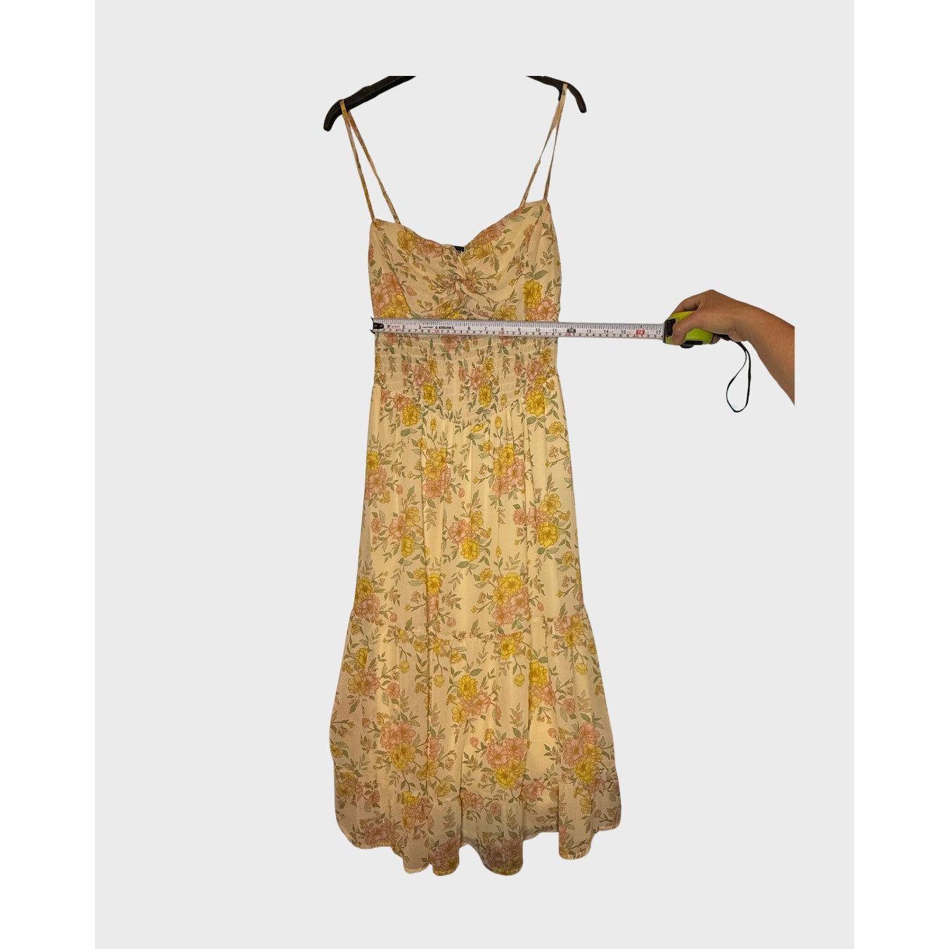 Vestido floral amarillo