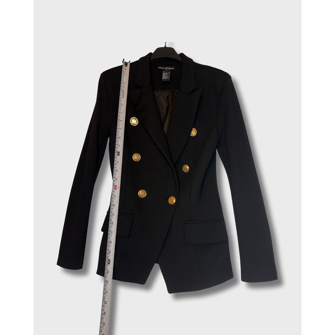 Attitude Unknown - Blazer negro cruzado con botones dorados Talla Xs