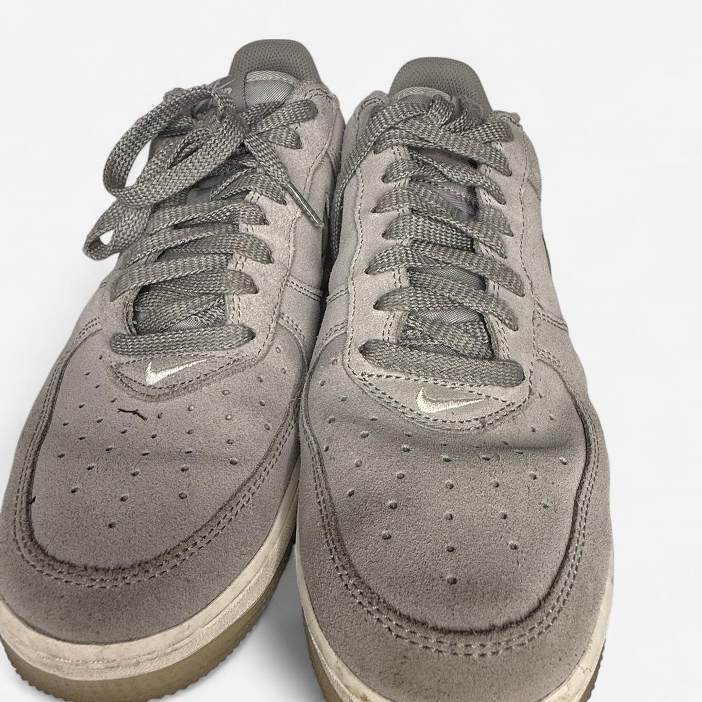 Grey nike air force 1